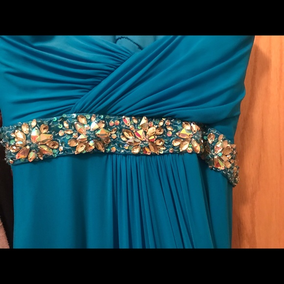 Prom dress - Picture 6 of 8